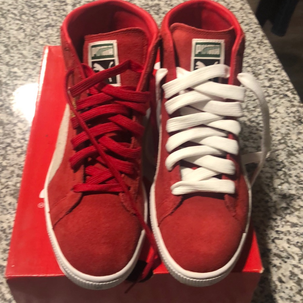 Puma Sneakers